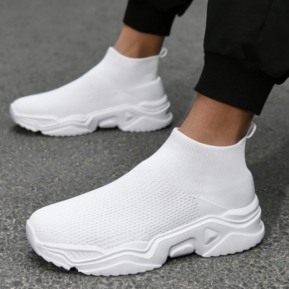 Men Lightweight Slip-On Sock Sneakers - Picture 2 of 4